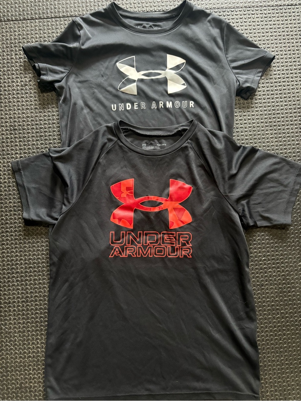 Under Armour Kids Short Sleeve Tee - Black with Red & White Logos